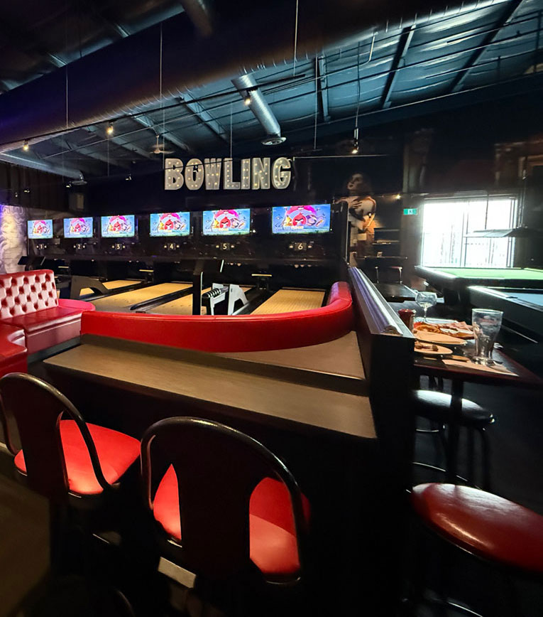 Raxx Bar & Grill Kingston - Bowling