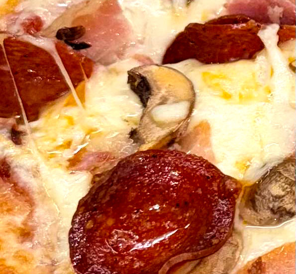 Raxx Bar Grill Menu Item - Spicy Canadian Pizza